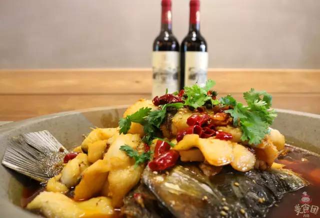 史无前例！秒杀吃鱼！这锅鱼的味道，猫和你都想知道！