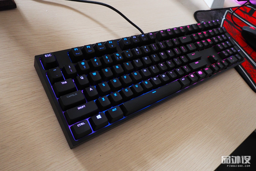 酷冷至尊烈焰枪xtv2机械键盘,酷冷至尊烈焰枪108