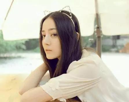 鼻子垫的太往上了,鼻子垫得不高是不是不容易歪