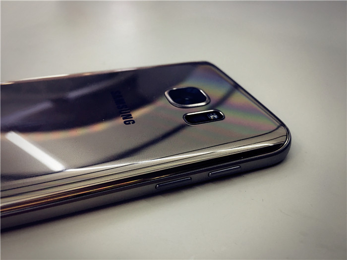 三星s7手机背面,三星s7国行版处理器