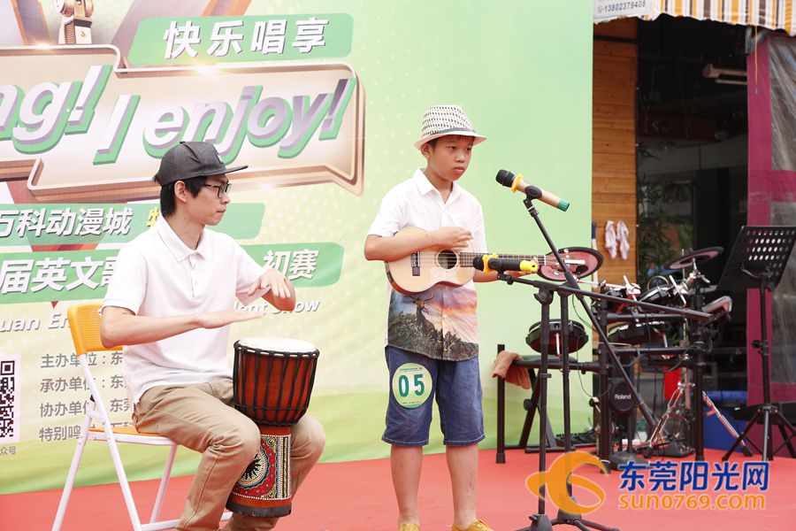 100名少儿组选手争夺十张决赛门票