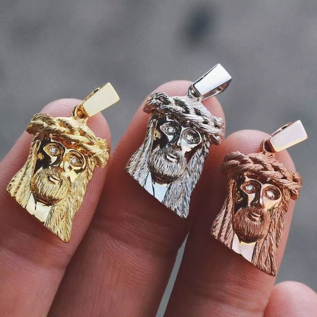 拒绝暴发户标签，大金链子也挤入潮流界争宠了