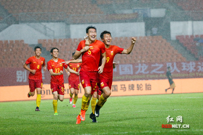 中国u21男足1:0胜泰国u21男足,中国u20男足直播乌兹别克斯坦