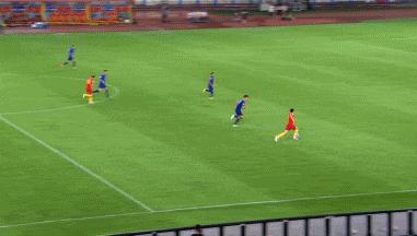 武磊为什么老是错失单刀,武磊三失单刀最新消息