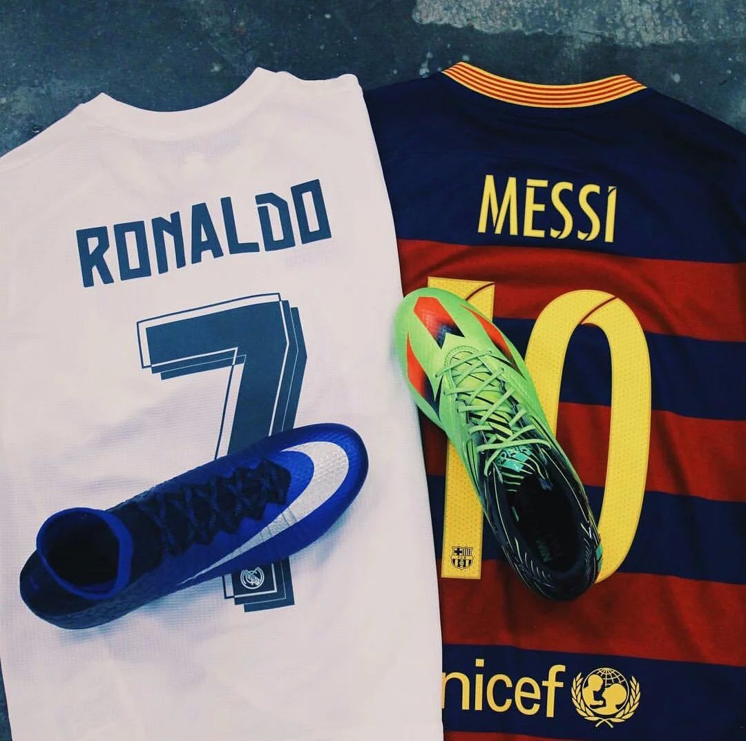 天下足球绝代双骄全方位对比,天下足球绝代双骄2014年世界杯