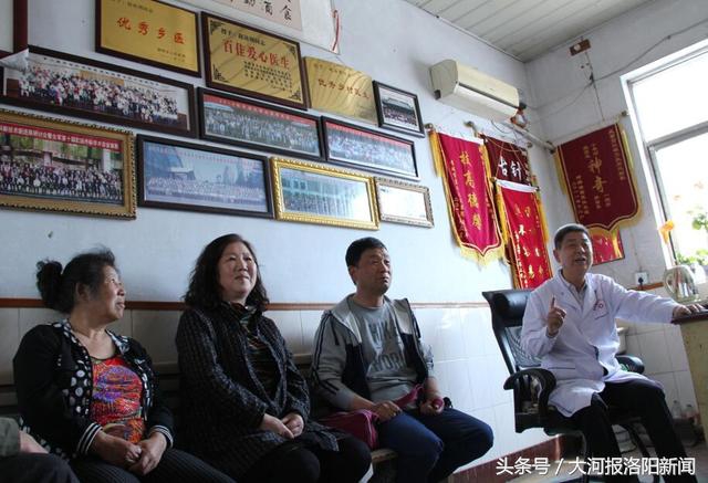 多年的老便秘如何治疗,便秘肠胃蠕动比较差怎么锻炼