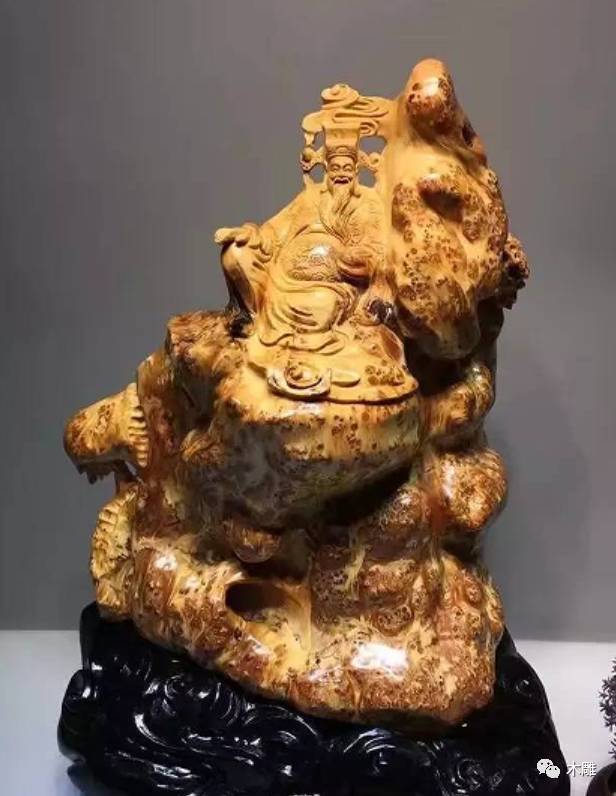 刚到手崖柏就两半了,崖柏会不会开裂