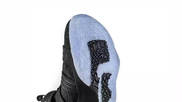 詹姆斯总决赛会穿18吗,詹姆斯为什么穿witness4