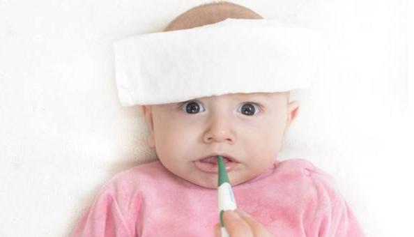 孩子发烧38度要不要去医院,10个月宝宝发烧38度3要吃退烧药吗