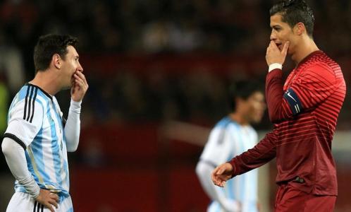 天下足球绝代双骄全方位对比,天下足球绝代双骄2014年世界杯