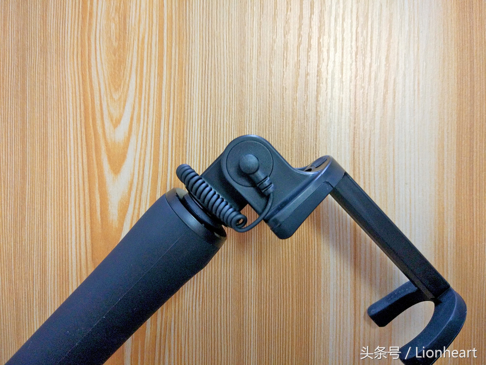 小米自拍杆最简单的方法,小米自拍杆使用教程老款