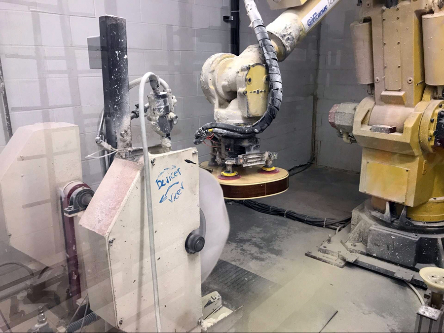 极速快报：弘力乐器2017加拿大Godin吉他工厂参观第一天精彩视频