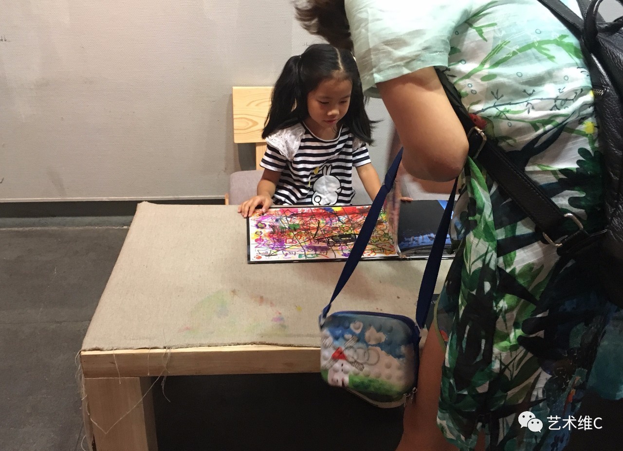 人人都在谈房到底是啥,为什么现在的vr这么火