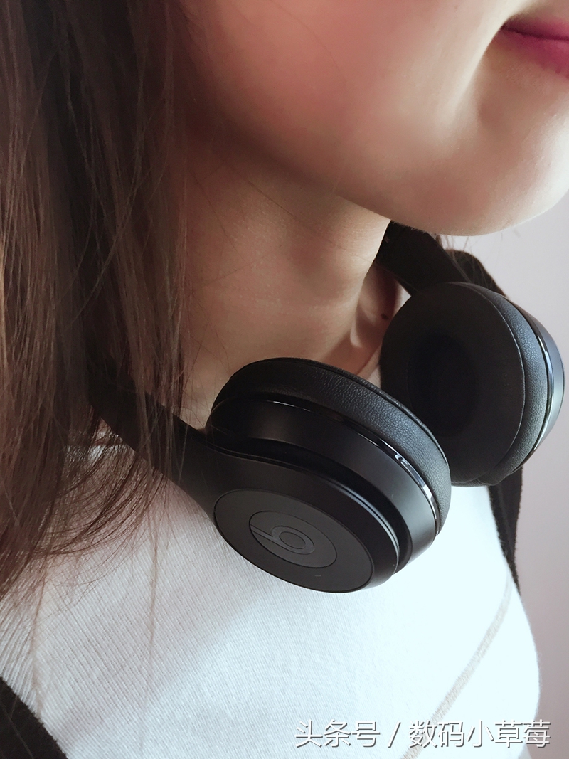 beatssolo3闪金色,五分钟闪充