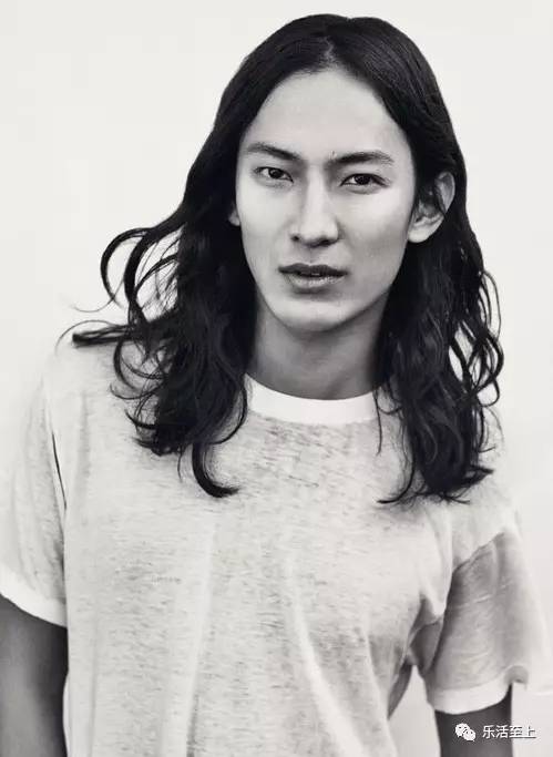 鏉ㄥ箓宸撮粠涓栧鏂板搧,宸撮粠涓栧鍗庝鸡澶╁ゴ鏉ㄥ箓