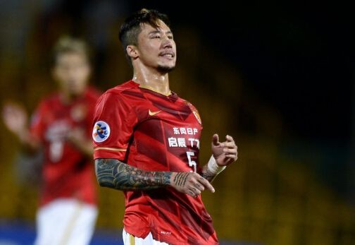 董路国足5分钟集锦,董路从哪里直播国足比赛