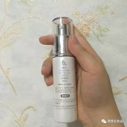 四十岁干皮敏感肌适合哪种护肤品,日本精华油哪一款适合干皮敏感肌