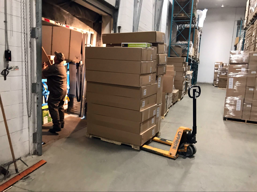 极速快报:弘力乐器2017加拿大Godin吉他工厂参观第一天