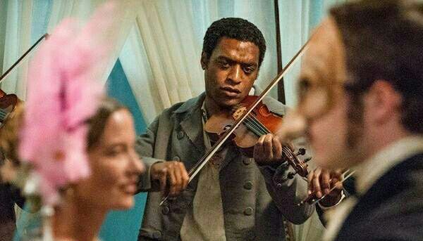 《为奴十二年》：黑人是怎样的种族，为什么我们会歧视他们呢？