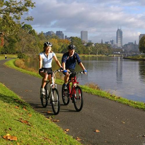 运动挥洒汗水,运动挥洒汗水文案