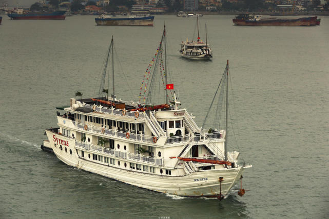 下龙湾小商品,去越南下龙湾必买东西是什么