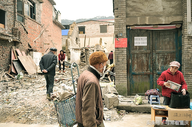 渝黔茶马古道视频,探访茶马古道上的蜈蚣桥