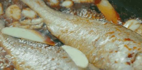 不雷不鸣|我对喝酒喝死的,天生有种亲近感