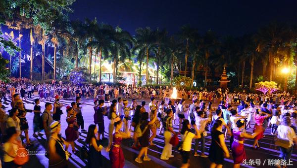 西双版纳在水一方泼水节,版纳哪里可以感受泼水