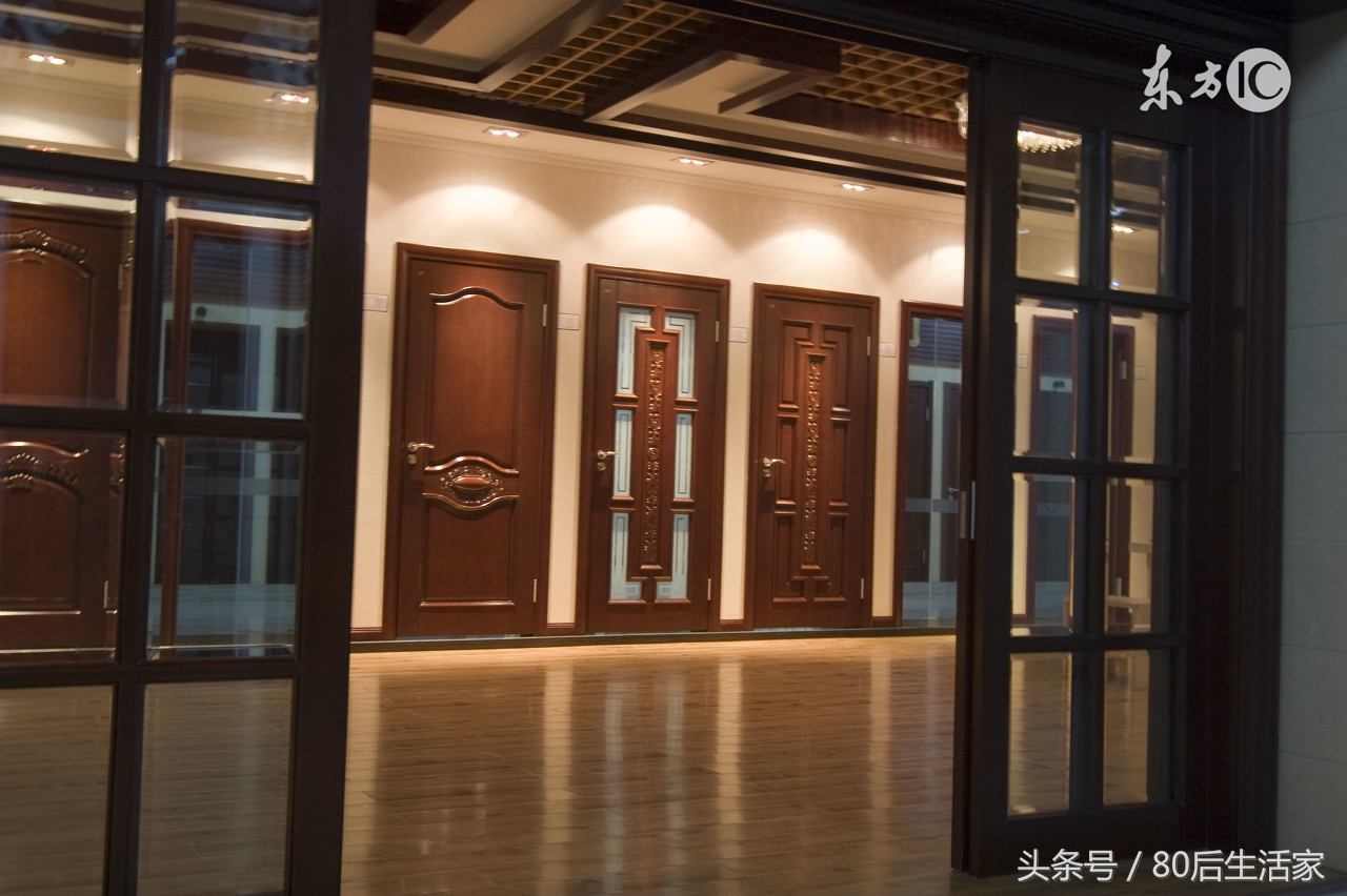 3d木门实木门地址,门窗家用实木门