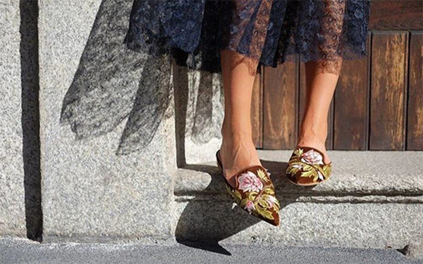 鞋柜必备的几款百搭鞋子,鞋柜必不可少的几双鞋