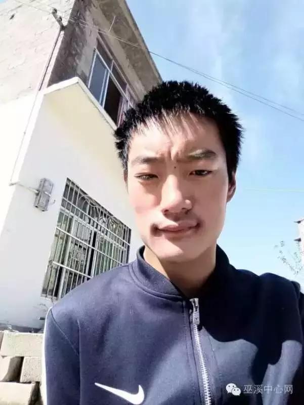 不一般!18岁巫溪小伙干起了电商