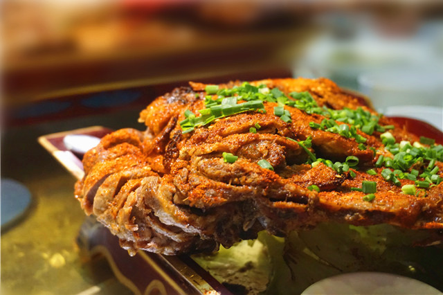 成都柴火鸡烤全羊江湖菜,岳塘区湘江小院烤全羊