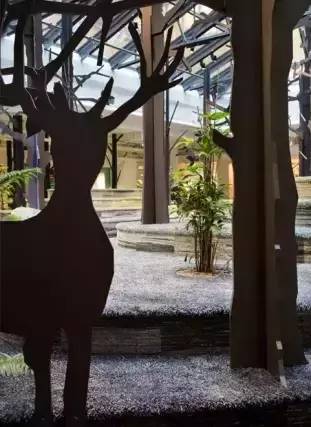 休假都不想去上班了,没有假期的工作好累想出去走走