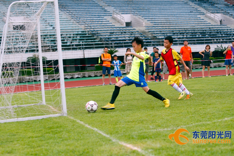 足球小将战术阵型和分析,怎样正确判断足球输赢