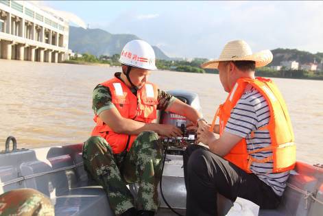 最稳的冲锋舟,很帅的冲锋舟