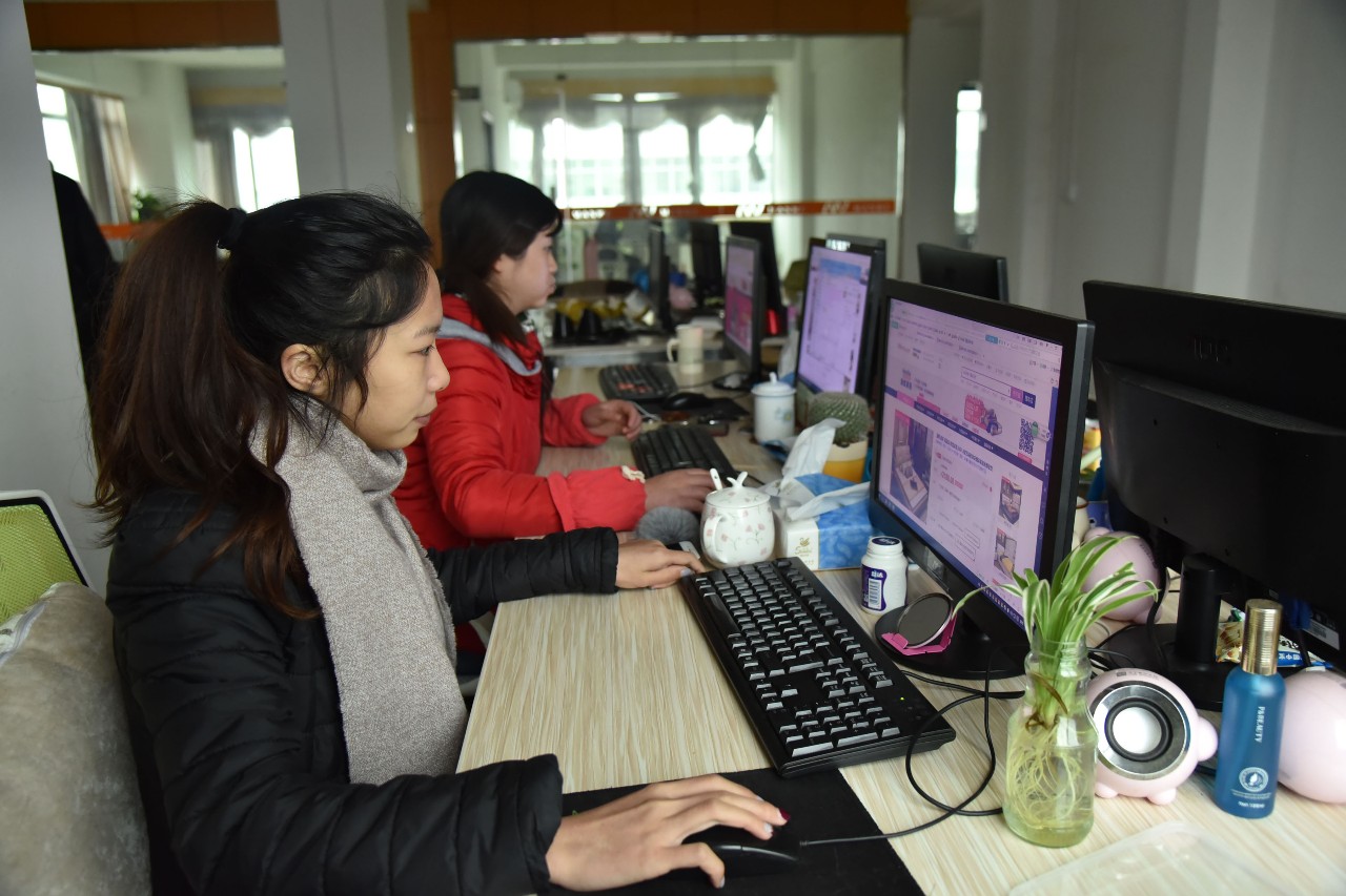 上犹产业园,全国各地的电商产业园