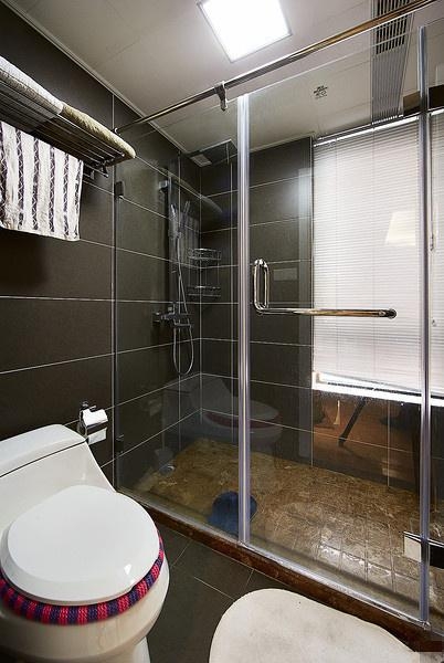 89㎡现代简约，客厅的简欧沙发，简约舒适又大气