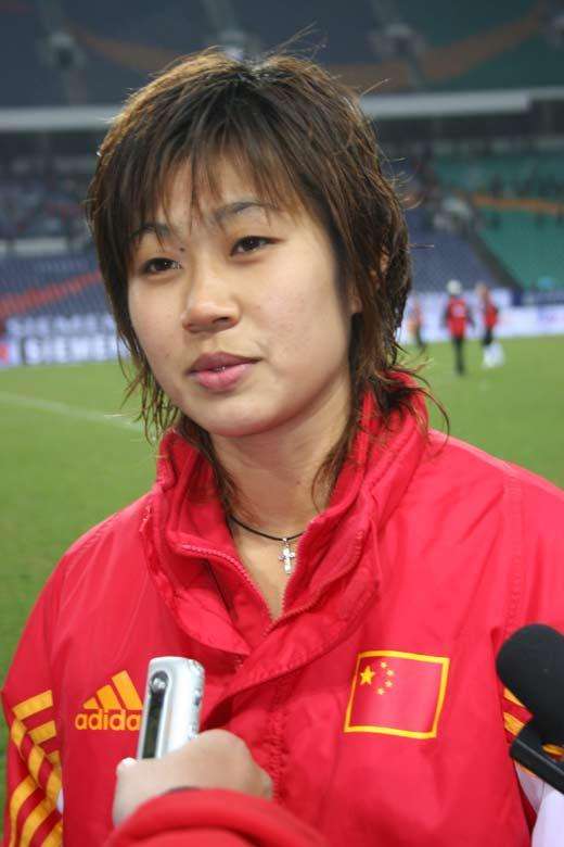 不知你是否还记得这位女足射手，曾经入围世界足球小姐候选，如今是天津权健老总助理