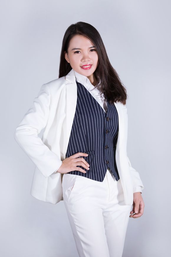 专访雅俏万盟国际老大尤海梅的微商成功故事