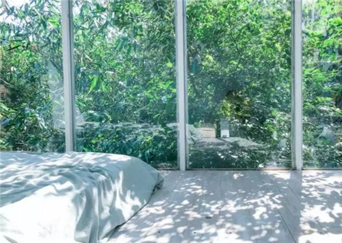 四川90后姑娘花10000元自建房,90后姑娘花八十万回农村建别墅