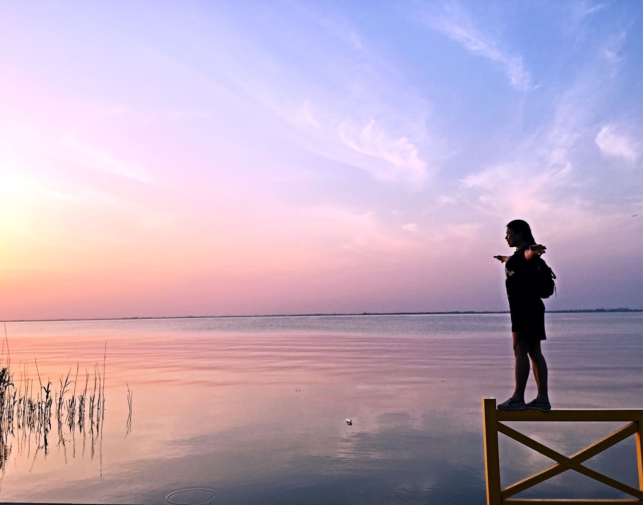 感恩父母给我们三姐弟抚养长大,感谢三年来家长信任和认可