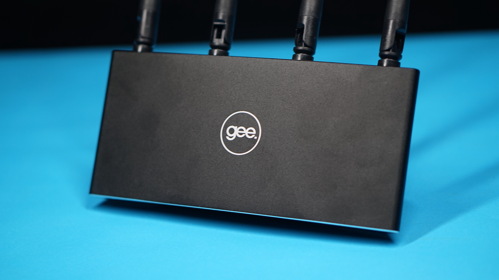 「极路由3Pro测评」:300以内,真智能+真千兆?