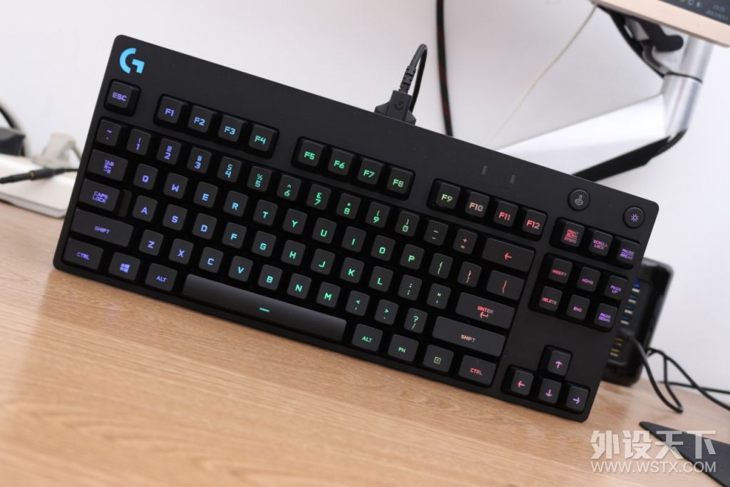 罗技游戏键盘推荐gpro,罗技键盘gpro尊贵蓝和海克斯版