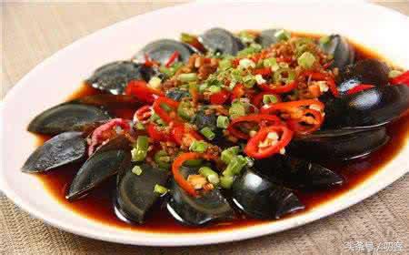 凉拌皮蛋放味精会中毒吗,凉拌皮蛋加醋会中毒吗