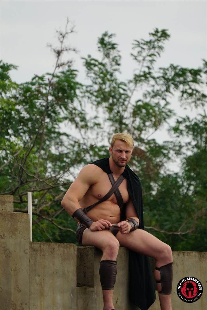 翻滚吧，青春—斯巴达痴肉记RollRollRoll