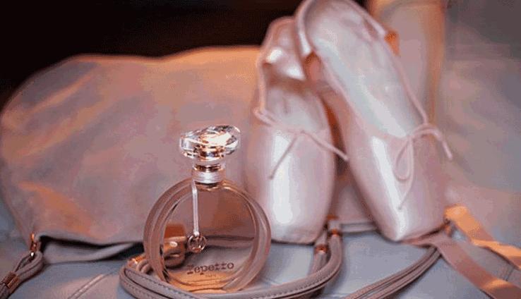 杨幂和娜扎的平底鞋也太美了吧,娜扎芭蕾单鞋搭配