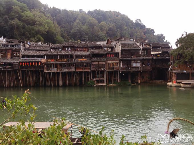 张家界五日游多少钱一个人 (自己张家界六日游详细攻略)