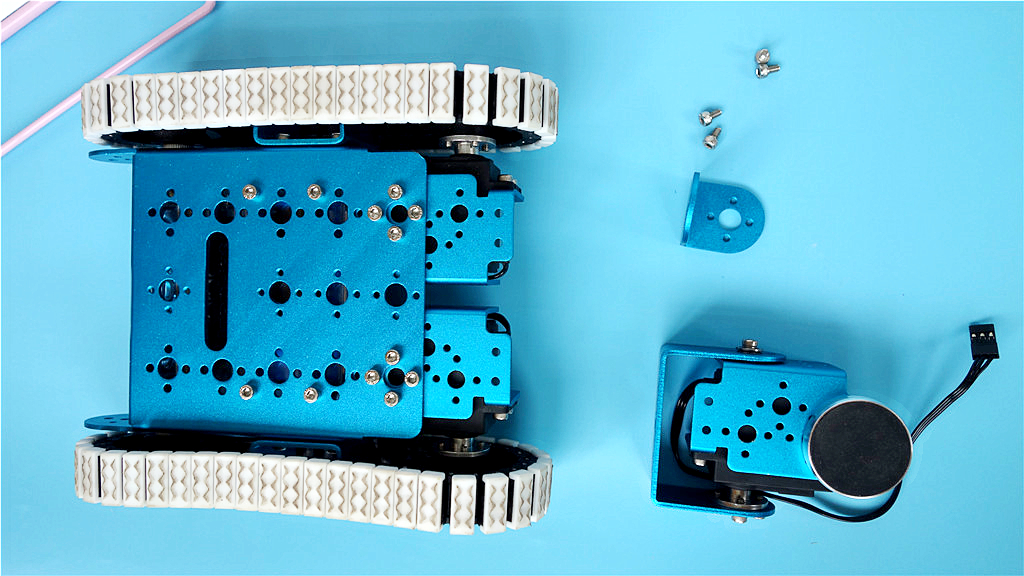 行进、踢球、摇头晃脑样样行，DIY、编程、智能交互个个棒