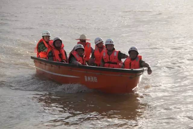 最稳的冲锋舟,很帅的冲锋舟