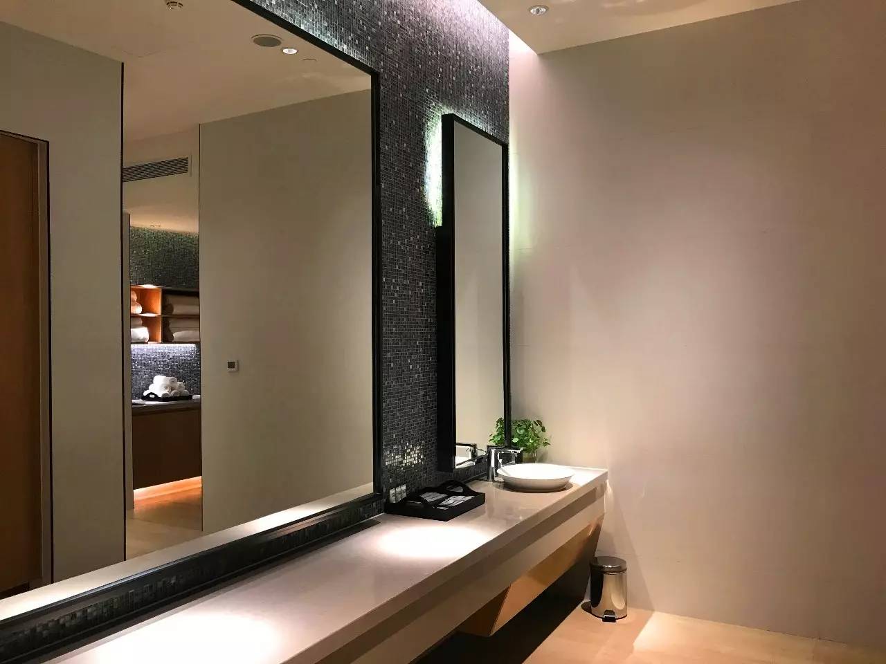 中国第一家凯悦酒店,探索国内顶级酒店